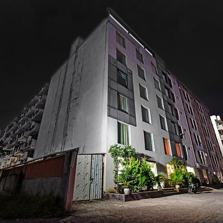 Townhouse Classio Suites เชอร์ดี ภายนอก รูปภาพ