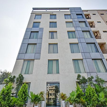 Townhouse Classio Suites เชอร์ดี ภายนอก รูปภาพ