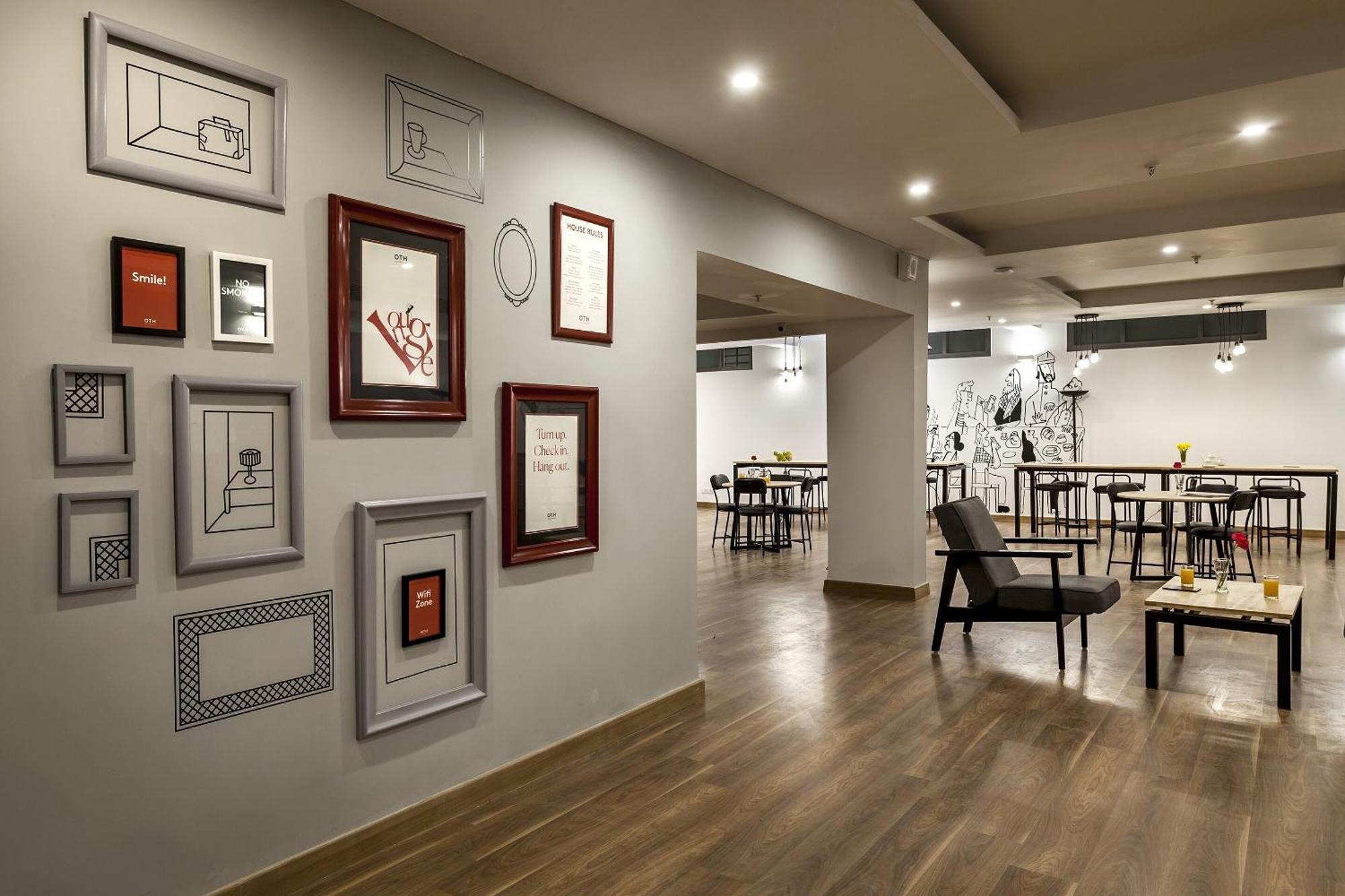 Townhouse Classio Suites เชอร์ดี ภายนอก รูปภาพ