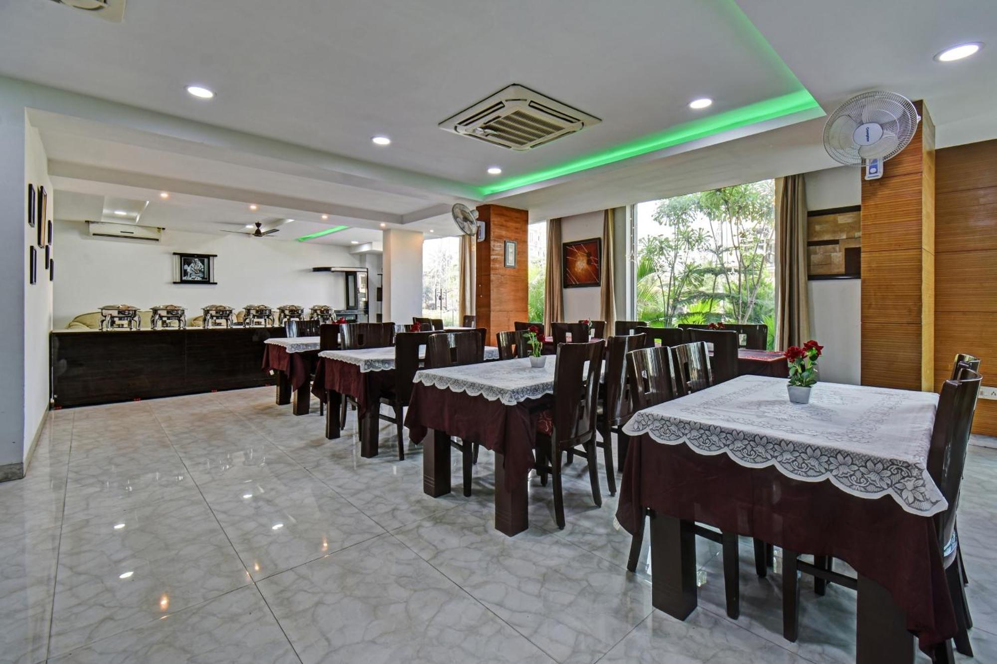 Townhouse Classio Suites เชอร์ดี ภายนอก รูปภาพ